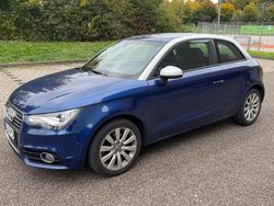 Blau Gebraucht 2011 Audi A1 Ambition Kleinwagen | 9.700 € (Fairer Preis)