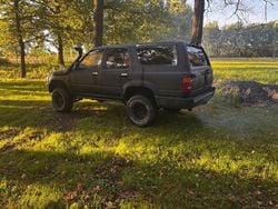 Andere farben Gebraucht 1993 Toyota 4 Runner SUV | 2.300 €
