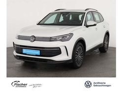 Pure white Gebraucht 2024 VW Tiguan Life SUV | 35.940 € (Fairer Preis)
