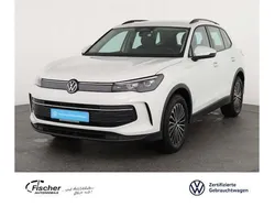 Pure white Gebraucht 2024 VW Tiguan Life SUV | 35.940 € (Superpreis)