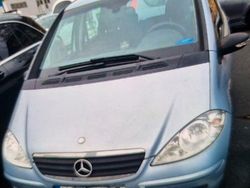Blau Gebraucht 2007 Mercedes A150 Elegance Van / Kleinbus | 3.490 € (Teuer)