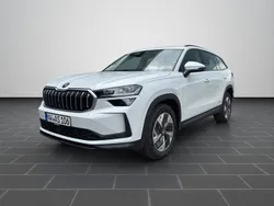 Moonweiß perleffekt (metallic) Gebraucht 2025 Skoda Kodiaq SUV | 45.489 € (Guter Preis)