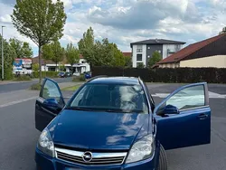 Blau Gebraucht 2011 Opel Astra Kombi | 3.400 € (Fairer Preis)