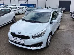 Weiß Gebraucht 2016 Kia Ceed Kombi | 10.900 € (Etwas zu teuer)