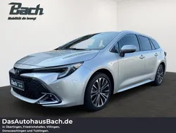 Silber Gebraucht 2024 Toyota Corolla Team Kombi | 31.760 € (Fairer Preis)