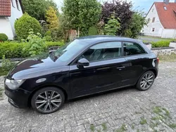 Schwarz Gebraucht 2011 Audi A1 Attraction Kleinwagen | 5.900 € (Guter Preis)