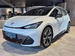 Weiß Neu 2025 Cupra Born Kleinwagen | 47.570 € (Teuer)