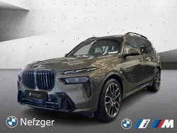 Grau Neu 2025 BMW X7 M Sport SUV | 128.470 €