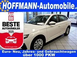 Weiß Gebraucht 2024 Skoda Scala Selection Kleinwagen | 20.300 € (Fairer Preis)