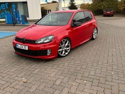 Rot Gebraucht 2012 VW Golf VII Edition Limousine | 14.999 € (Etwas zu teuer)
