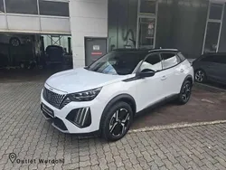 Weiß Gebraucht 2024 Peugeot 2008 GT SUV | 22.980 € (Etwas zu teuer)