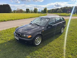 Schwarz Gebraucht 2004 BMW 320 Kombi | 1.500 € (Guter Preis)