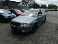 Grau Gebraucht 2005 Skoda Octavia Elegance Kombi | 1.200 € (Superpreis)