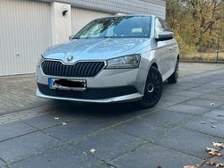 Grau Gebraucht 2019 Skoda Fabia Kombi | 6.500 € (Fairer Preis)