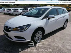 Weiß Gebraucht 2018 Opel Astra Edition Kombi | 9.900 € (Fairer Preis)