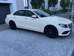 Gelb Gebraucht 2018 Mercedes E200 Limousine | 15.000 €