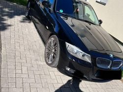 Schwarz Gebraucht 2011 BMW 320 Limousine | 4.700 € (Guter Preis)