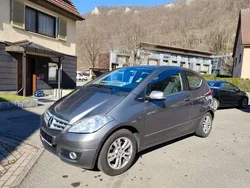 Gold Gebraucht 2009 Mercedes A180 Kleinwagen | 4.950 € (Fairer Preis)