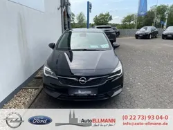 Schwarz metallic Gebraucht 2021 Opel Astra Edition Limousine | 16.749 € (Etwas zu teuer)
