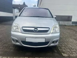 Silber Gebraucht 2008 Opel Meriva Edition Van / Kleinbus | 2.200 € (Fairer Preis)