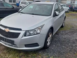 Silber Gebraucht 2011 Chevrolet Cruze Limousine | 1.500 € (Superpreis)