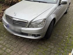 Silber Gebraucht 2010 Mercedes C200 Limousine | 3.400 € (Superpreis)