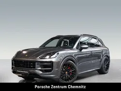 Grau Gebraucht 2025 Porsche Cayenne GTS SUV | 148.871 €