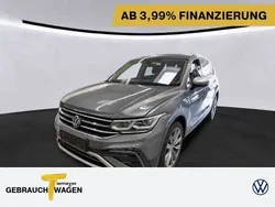 Grau Gebraucht 2022 VW Tiguan Allspace Elegance SUV | 36.450 € (Fairer Preis)