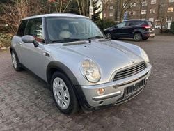 Grau Gebraucht 2002 Mini ONE Kleinwagen | 1.900 € (Fairer Preis)