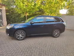 Blau Gebraucht 2013 Mitsubishi Outlander Instyle SUV | 9.500 € (Teuer)