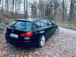Schwarz Gebraucht 2011 BMW 528 Kombi | 11.899 € (Fairer Preis)