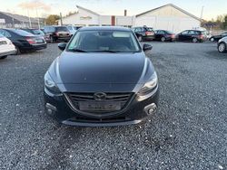 Schwarz Gebraucht 2014 Mazda 3 Center-Line Limousine | 5.600 € (Fairer Preis)