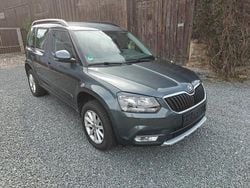 Grau Gebraucht 2015 Skoda Yeti Ambition SUV | 7.999 € (Guter Preis)