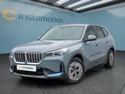Grün Gebraucht 2023 BMW iX1 SUV | 36.749 € (Guter Preis)