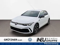 Pure white Gebraucht 2024 VW Golf VIII R-line Limousine | 29.900 € (Guter Preis)