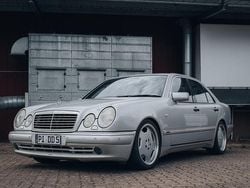 Silber Gebraucht 1998 Mercedes E55 AMG AMG Limousine | 15.000 € (Superpreis)