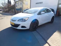 Schneeweiss/summitwhite/arctic Gebraucht 2015 Opel Astra GTC Kombi | 5.600 € (Guter Preis)