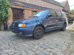 Blau Gebraucht 1998 VW Polo Family Kombi | 1.500 €