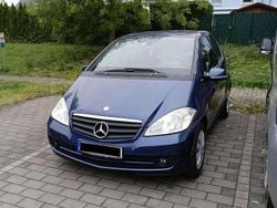 Blau Gebraucht 2010 Mercedes A160 Limousine | 2.900 € (Guter Preis)