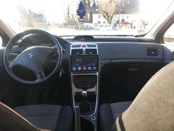 Schwarz Gebraucht 2005 Peugeot 307 Kleinwagen | 800 € (Superpreis)