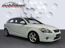 Weiß Gebraucht 2008 Kia ProCeed Sport Kleinwagen | 5.499 €