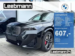 Schwarz Neu 2025 BMW iX1 M Sport SUV | 52.825 € (Guter Preis)