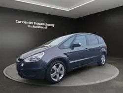 Grau Gebraucht 2009 Ford S-MAX Titanium Van / Kleinbus | 4.999 € (Fairer Preis)