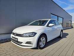 Pure white Gebraucht 2018 VW Polo Comfortline Kleinwagen | 9.990 € (Fairer Preis)