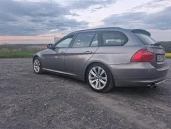 Grau Gebraucht 2011 BMW 318 Kombi | 5.300 € (Fairer Preis)