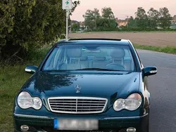Grün Gebraucht 2001 Mercedes C320 Limousine | 2.200 € (Superpreis)