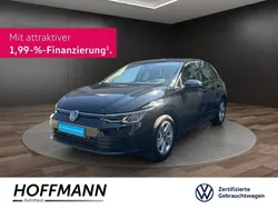 Schwarz Gebraucht 2024 VW Golf VIII Life Limousine | 27.990 € (Fairer Preis)