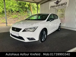 Weiß Gebraucht 2016 Seat Leon CONNECT Limousine | 13.990 € (Fairer Preis)