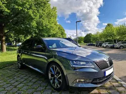 Grau Gebraucht 2019 Skoda Superb SportLine Kombi | 24.999 € (Fairer Preis)