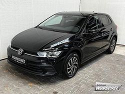 Schwarz Neu 2024 VW Polo Life Limousine | 25.595 € (Fairer Preis)
